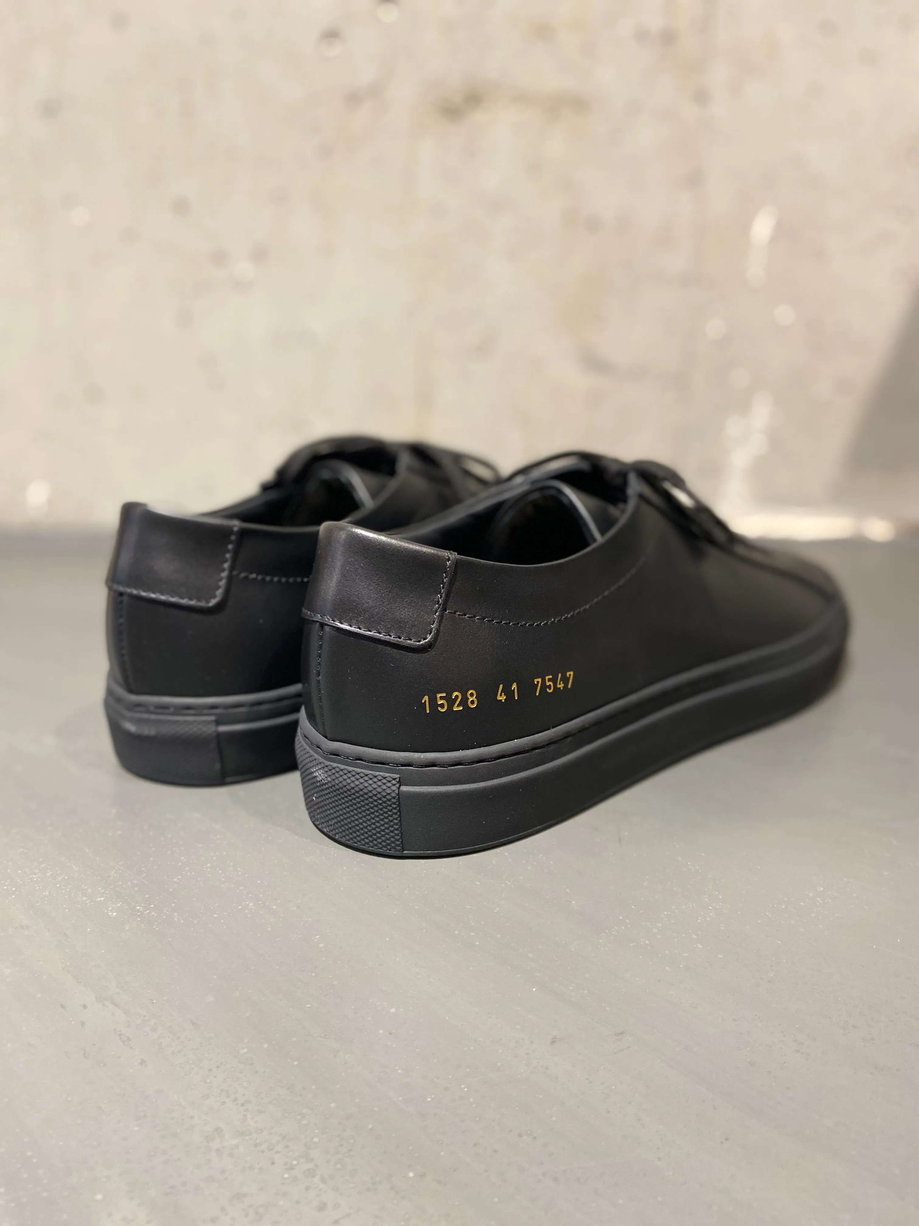 COMMON PROJECTS 1528 ORIGINAL ACHILLES LOW BLACK