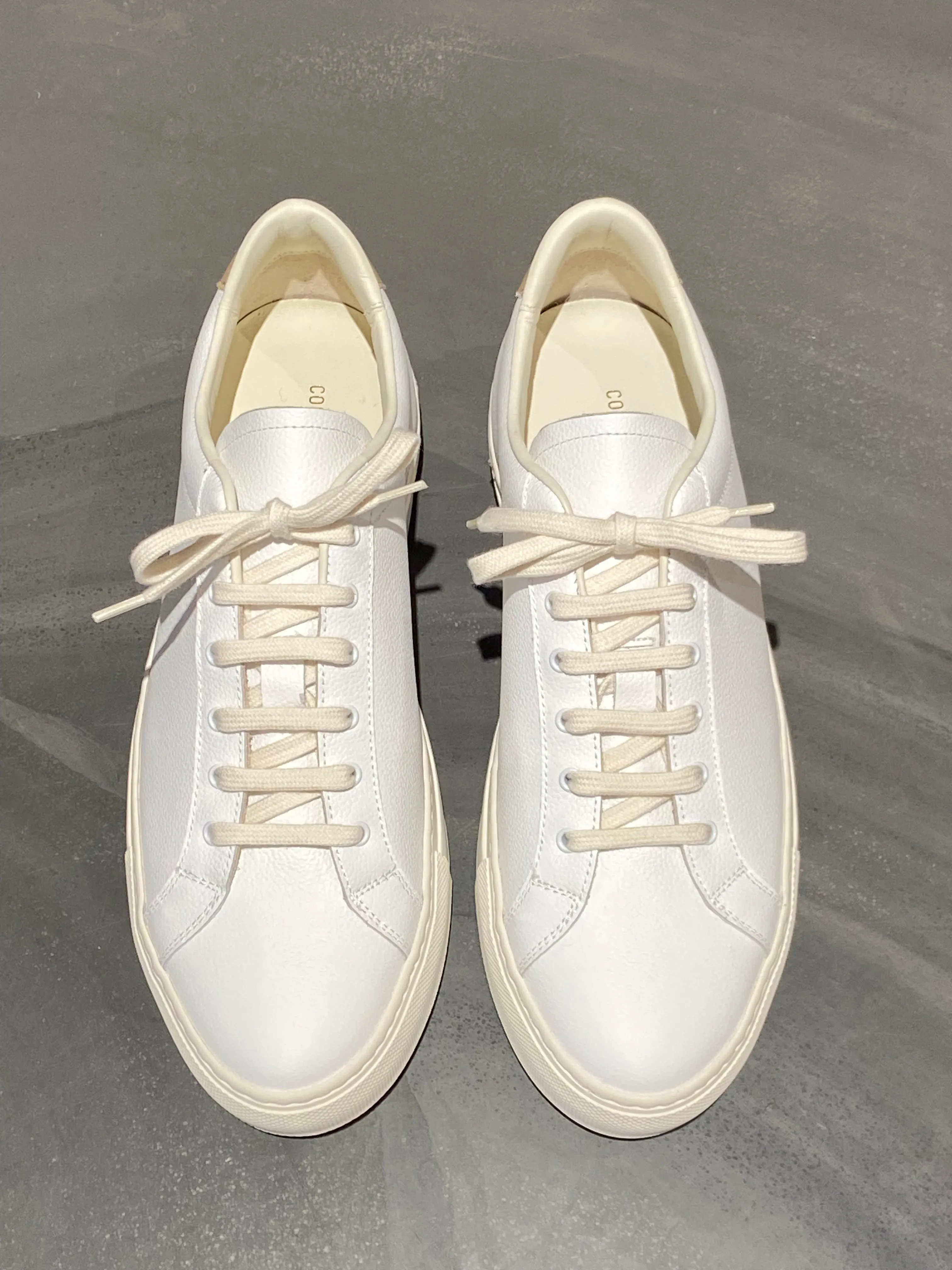 COMMON PROJECTS 2414 RETRO BUMPY WHITE/TAN