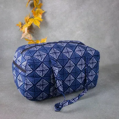 Rectangle Travel Bag Blue Colour Big Diamond Design.