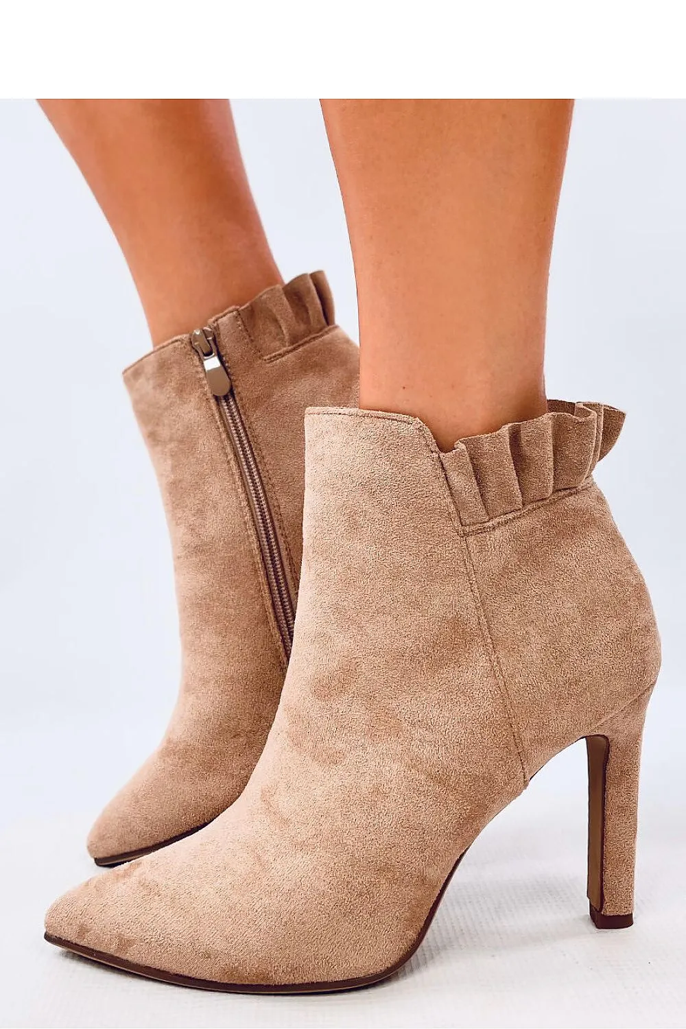 TEEK - Beige Ruffled Anke Heel boots