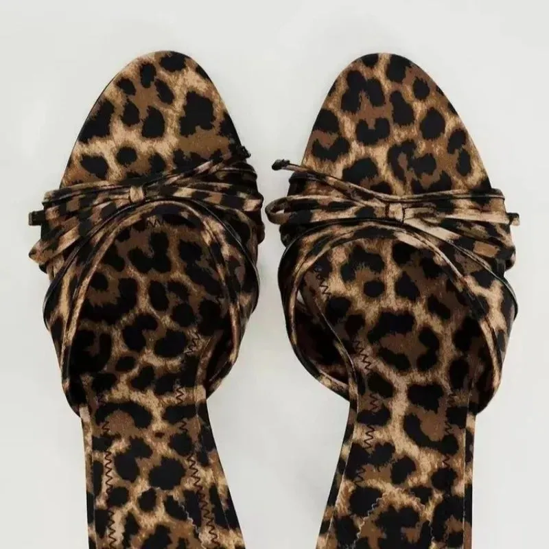 Trendy One-strap  Leopard Print High-heeled Sandals