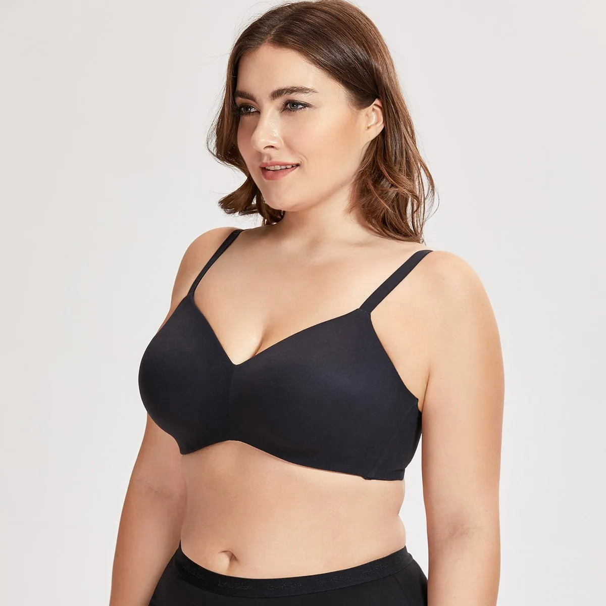 Ultra-soft Wiress Light Support Black Bra