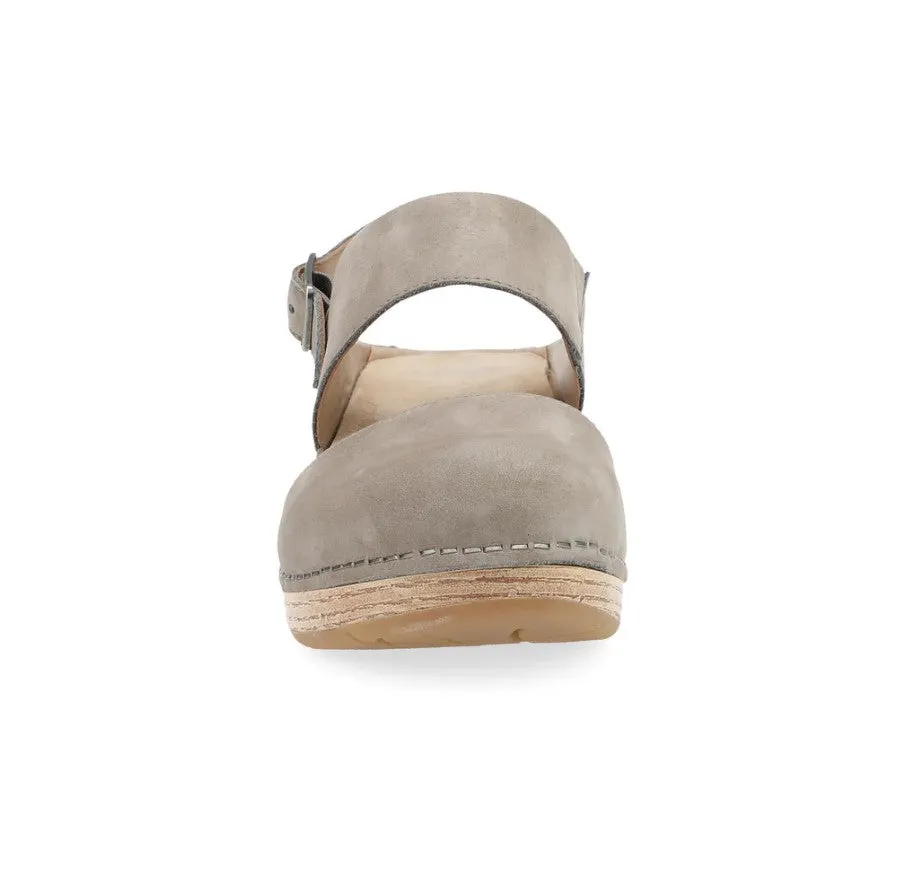 WOMEN'S DANSKO LUCIA 2218641400 COLOR: TAN PULLUP OILED MARY JANE