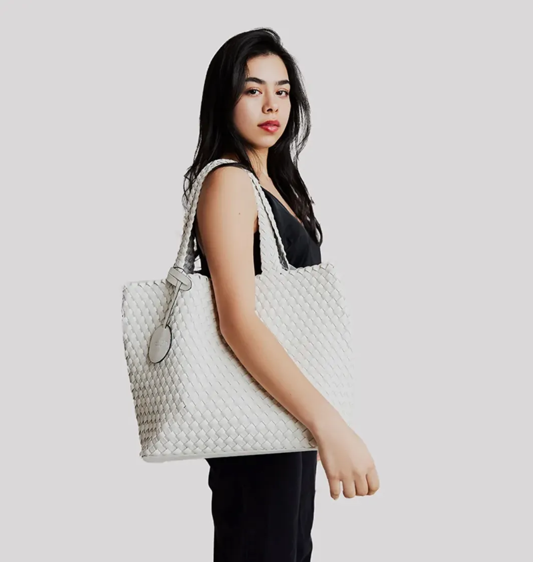 WOMEN'S ILSE JACOBSEN HANDBAG | WHITE / SILVER